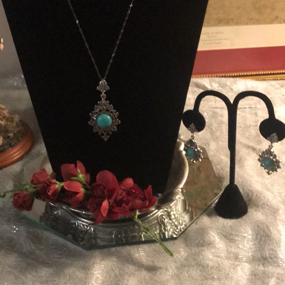 Marcasite and turquoise pendant and earrings! NWOT